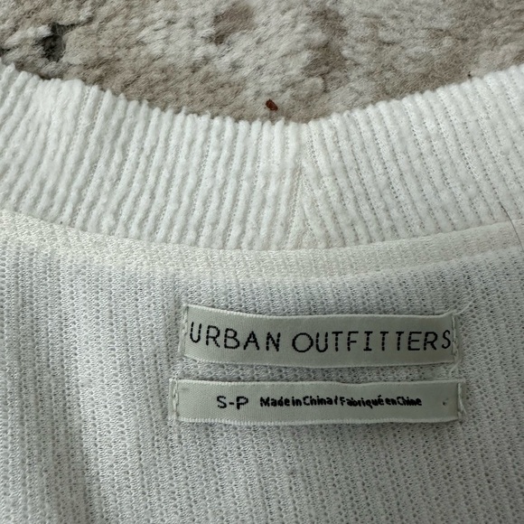 Urban Outfitters White Button Up Cardigan Size Small - Picture 3 of 4